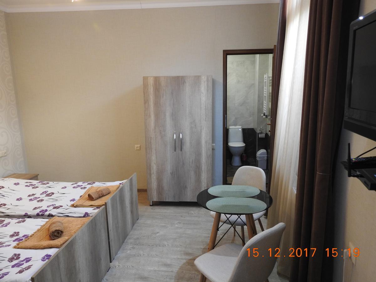 زوغديدي White Hotel Guesthouse المظهر الخارجي الصورة